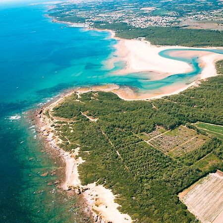 Maison Au Calme Pres Des Plages Poiroux Exterior foto